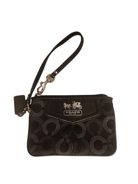 COACH Madison Op Art Small Black Leather Signature Silver Zip Wristlet Hang Tag